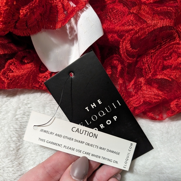 Eloquii Lace Mock Neck Blouse - Picture 9 of 12